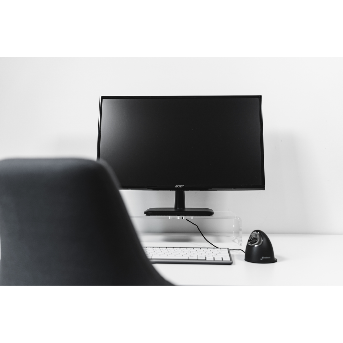 BakkerElkhuizen Q-riser 90 Monitor Stand